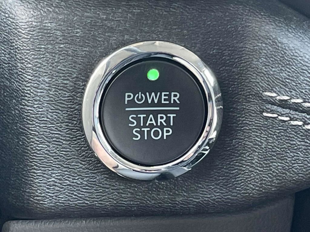 New 2025 Ford F150 Lightning Flash AWD/4WD image 26