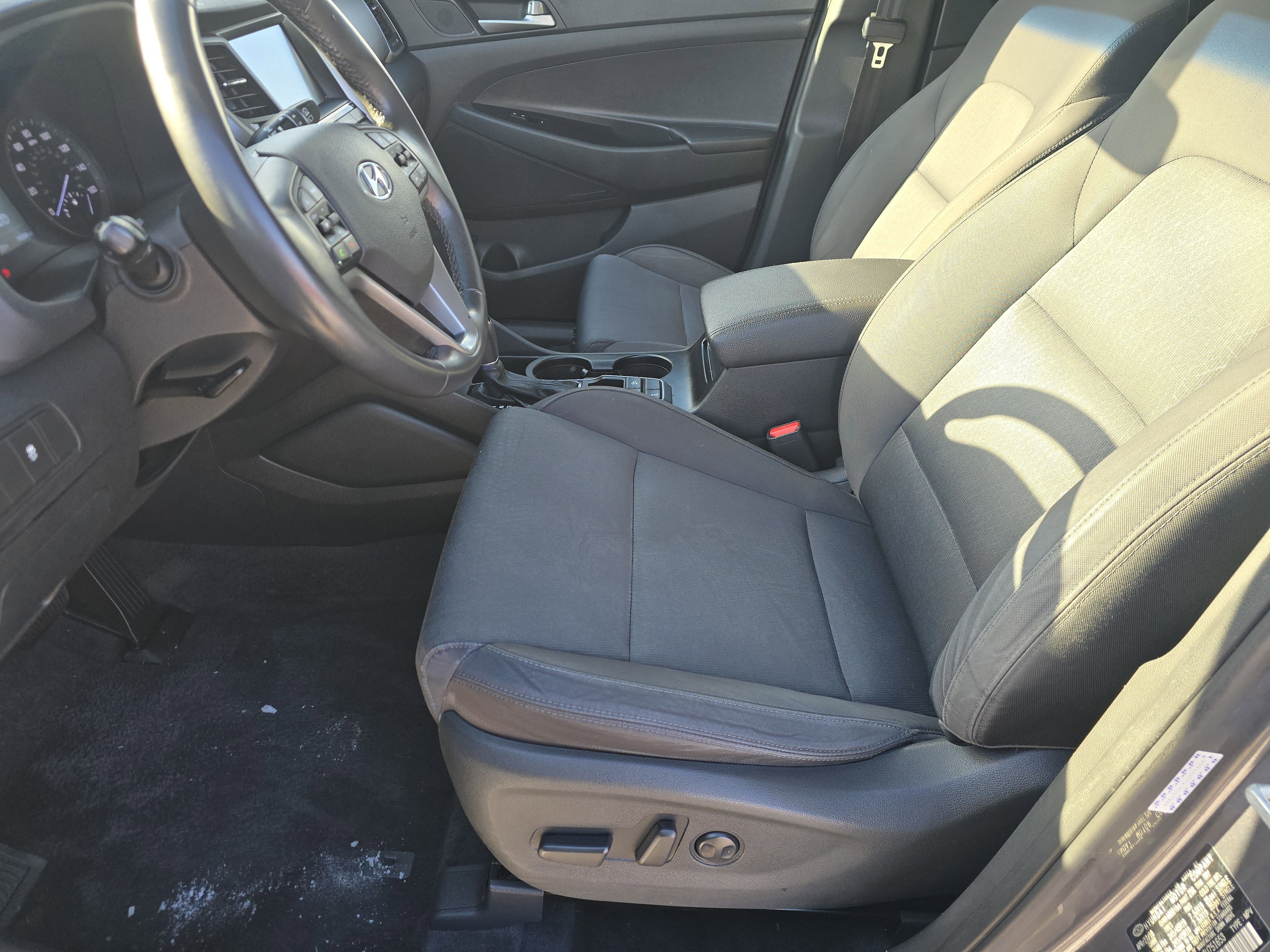 Used 2018 Hyundai Tucson Sport image 17