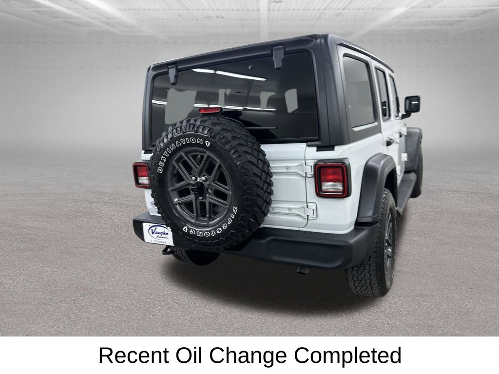 Used 2024 Jeep Wrangler Unlimited Sport AWD/4WD image 13