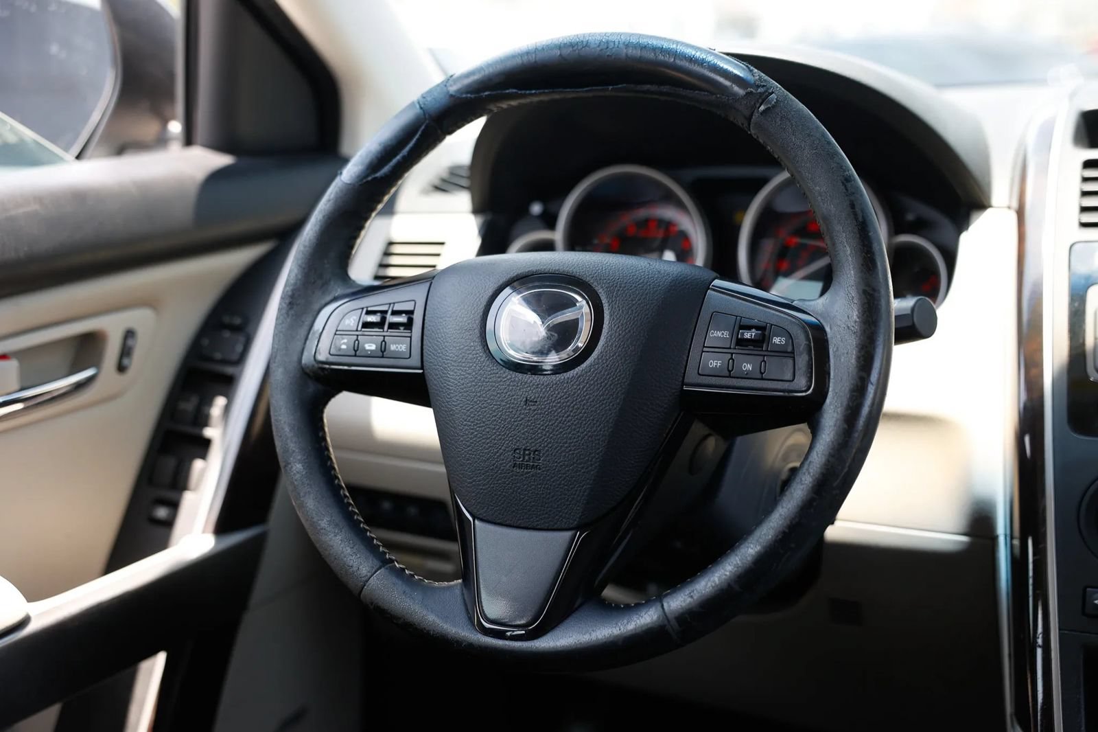 Used 2011 MAZDA CX-9 Grand Touring w/ Moonroof & Bose Audio Pkg FWD image 30