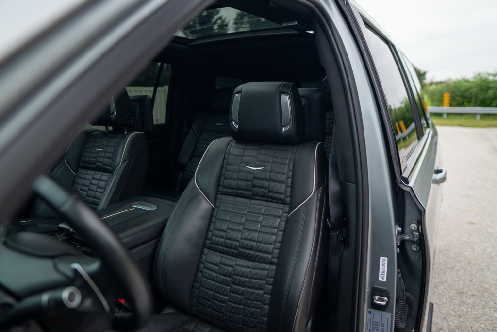 Used 2023 Cadillac Escalade ESV V AWD/4WD image 27