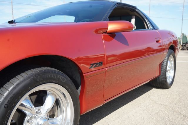 Used 2002 Chevrolet Camaro Z28 w/ Preferred Equipment Group 2 RWD image 29