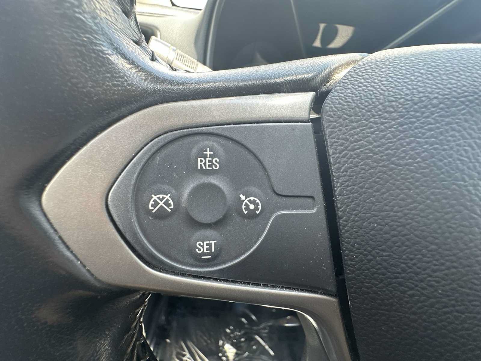Used 2017 Chevrolet Colorado Z71 AWD/4WD image 26