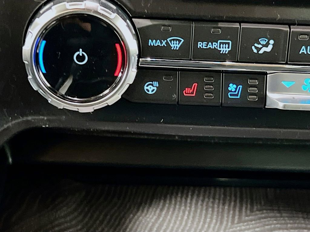 New 2025 Ford F250 Platinum image 24