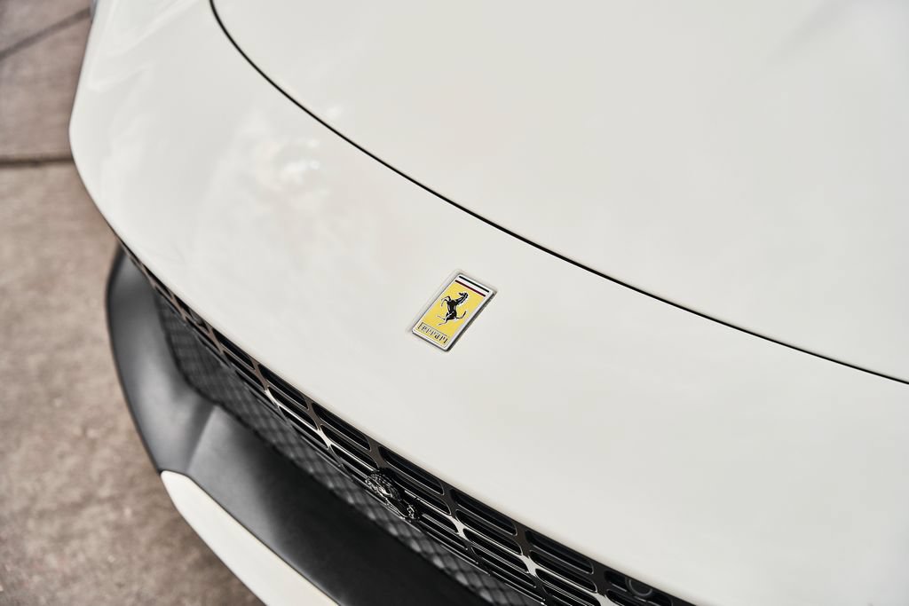 Used 2022 Ferrari Roma RWD image 7