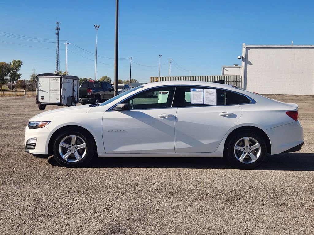 Used 2022 Chevrolet Malibu LS FWD image 5