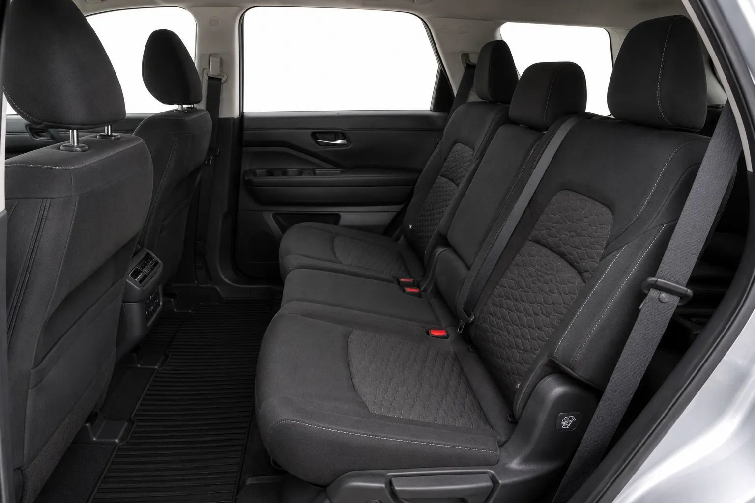 Used 2024 Nissan Pathfinder S AWD/4WD image 13