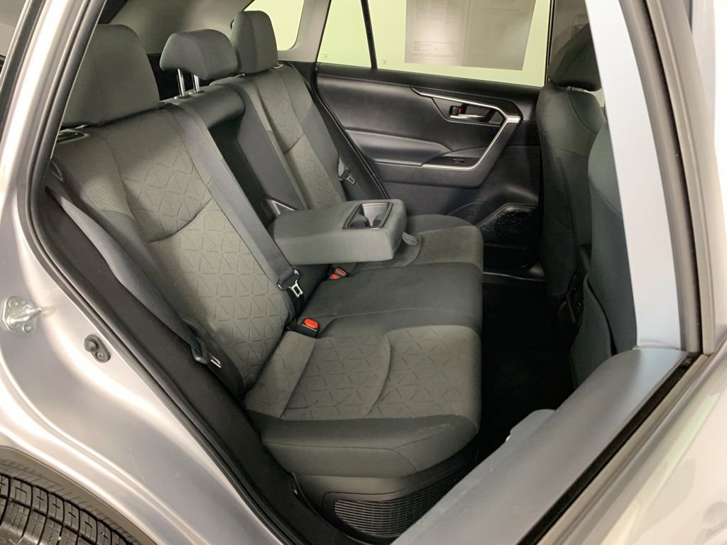 Used 2022 Toyota RAV4 XLE w/ Convenience Package AWD/4WD image 29