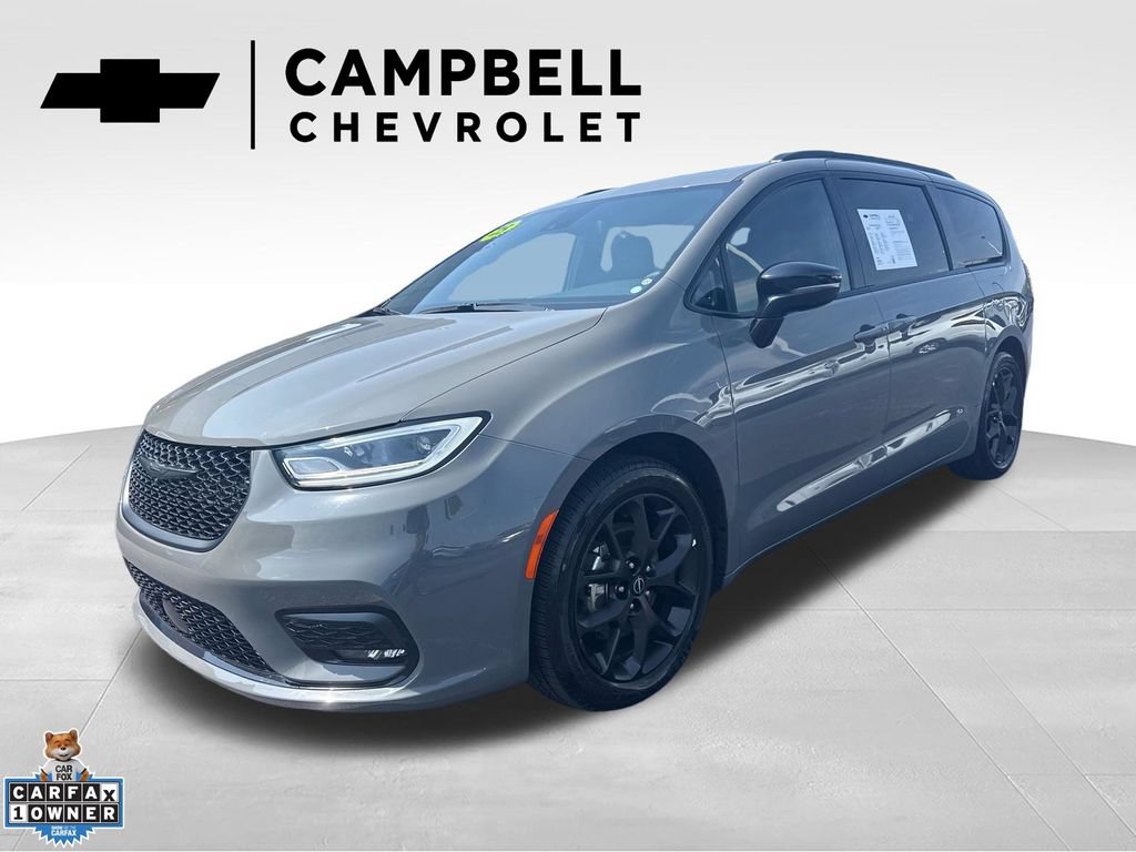 Used 2025 Chrysler Pacifica Limited FWD image 1