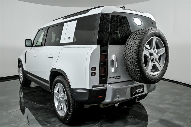 Used 2020 Land Rover Defender 110 HSE AWD/4WD image 7
