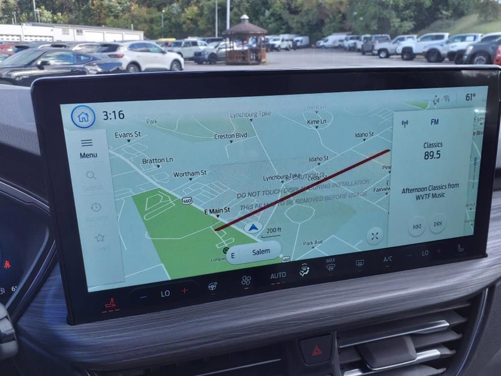 New 2024 Ford Escape SE w/ PHEV Premium Package image 24