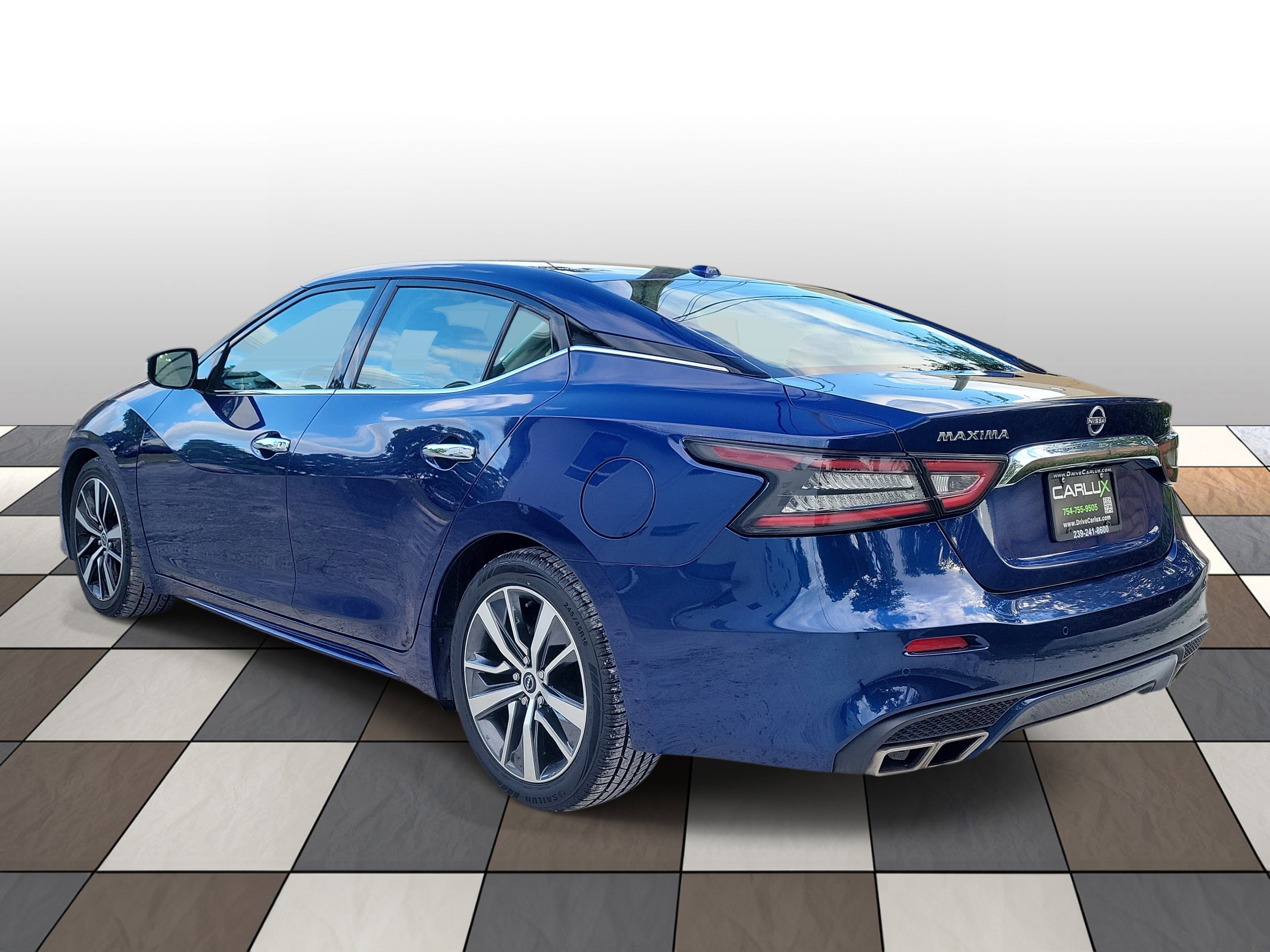 Used 2023 Nissan Maxima SV w/ Floor Mat Group FWD image 6