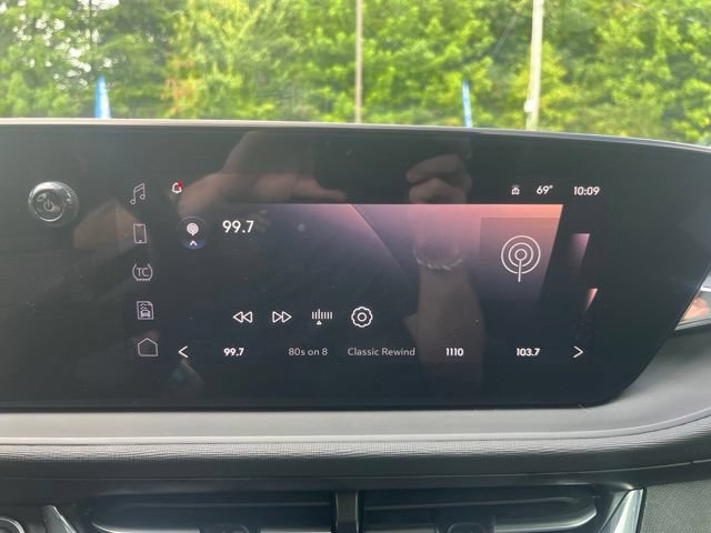 Used 2025 Buick Envista Preferred w/ Convenience I Package FWD image 34