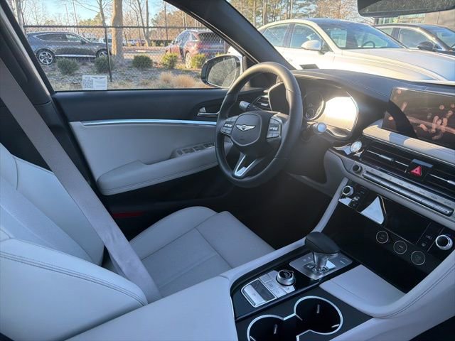 Certified 2025 Genesis G70 2.5T image 12