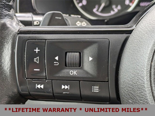 Used 2022 Nissan Pathfinder SV image 25