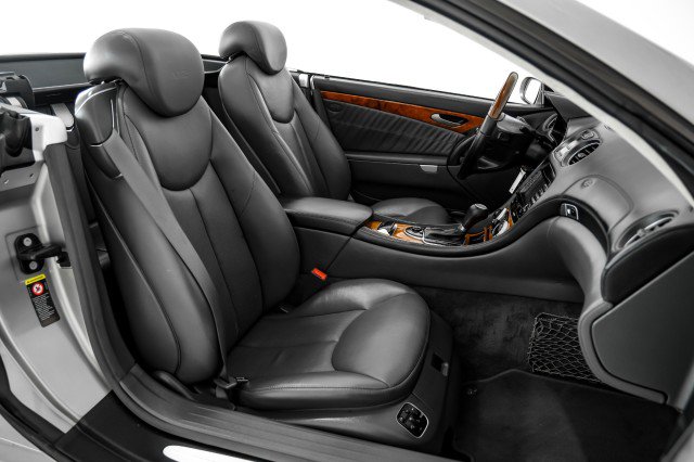 Used 2005 Mercedes-Benz SL 600 image 28