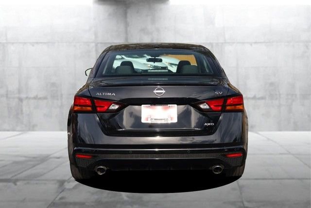 Certified 2024 Nissan Altima 2.5 SV w/ SV Premium Package AWD/4WD image 6