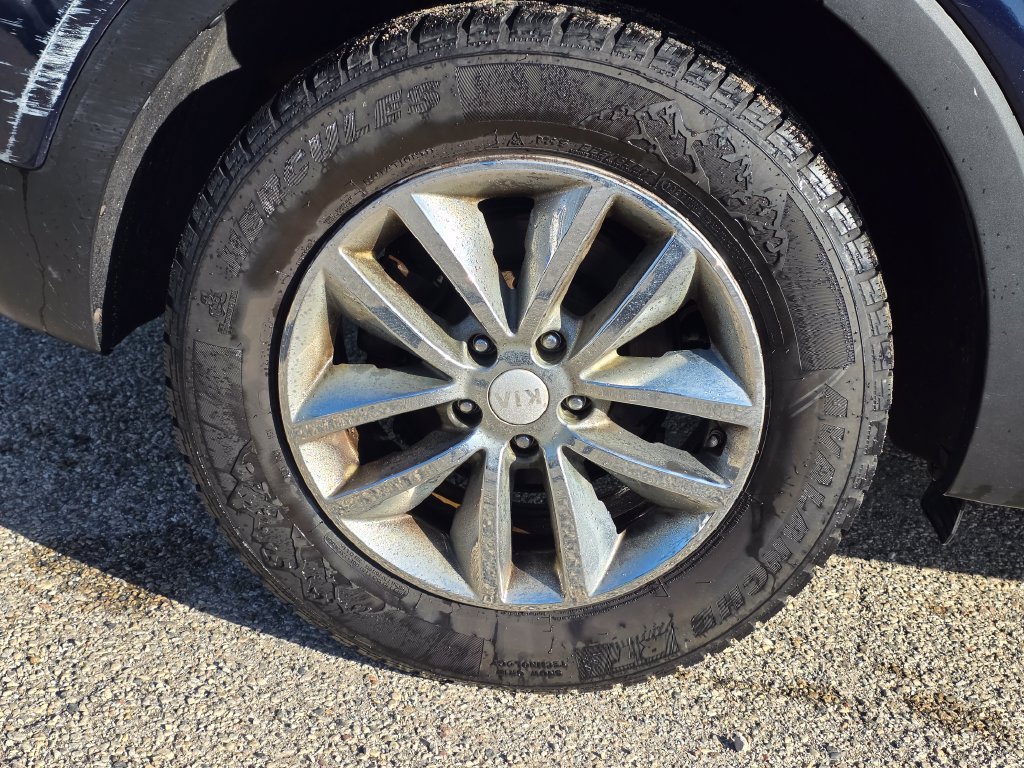 Used 2016 Kia Sorento LX AWD/4WD image 10