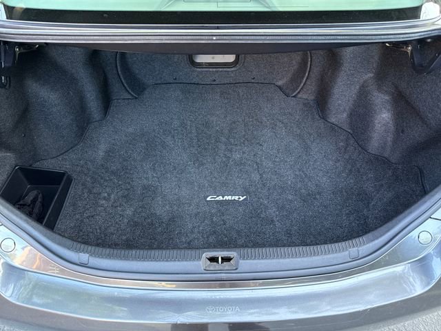 Used 2011 Toyota Camry XLE w/ XLE Extra-Value Pkg #2 FWD image 23