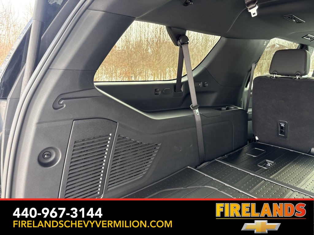 Used 2025 Chevrolet Suburban High Country image 60