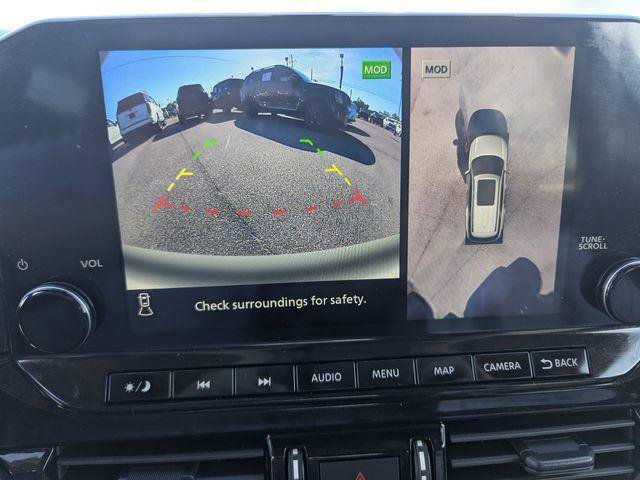 Used 2025 Nissan Pathfinder Platinum w/ Cargo Package image 25