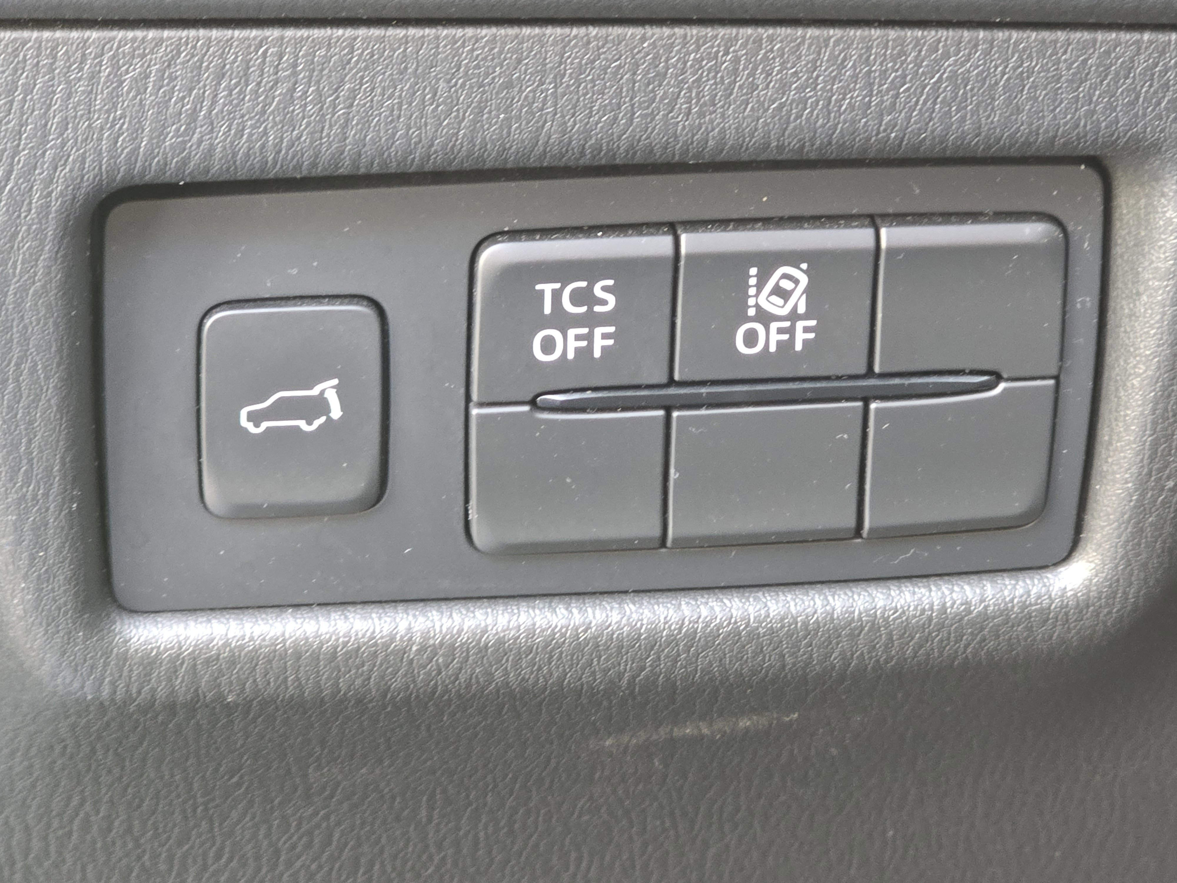 Used 2020 MAZDA CX-5 Touring image 18