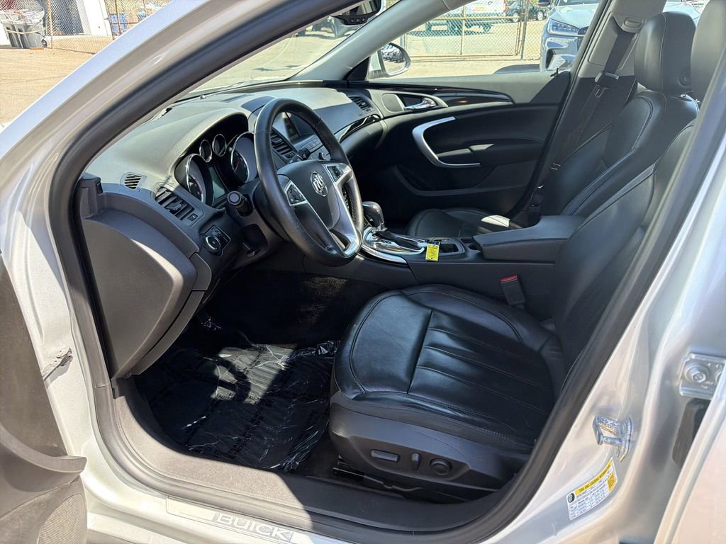 Used 2013 Buick Regal Premium FWD image 11