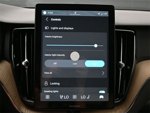 New 2026 Volvo XC60 B5 Plus w/ Protection Package Premier image 16