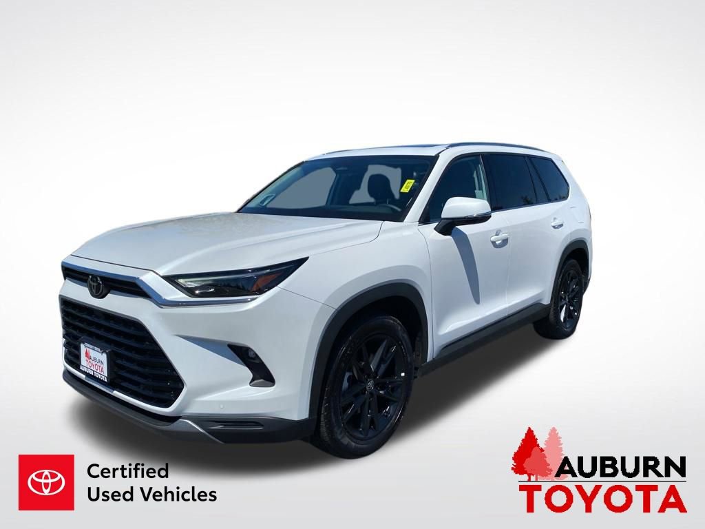 Certified 2025 Toyota Grand Highlander AWD image 3