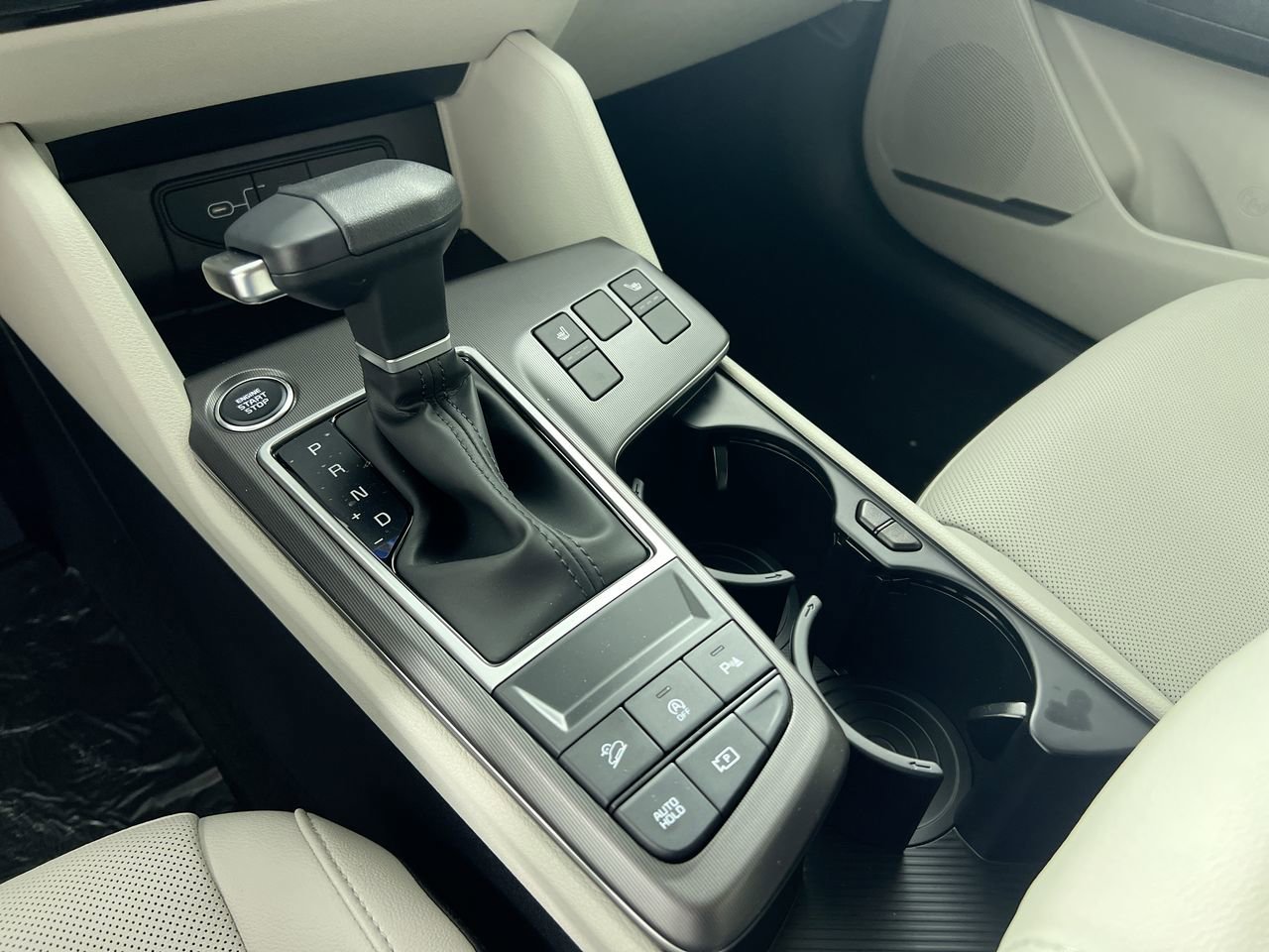New 2026 Kia Sportage EX image 24