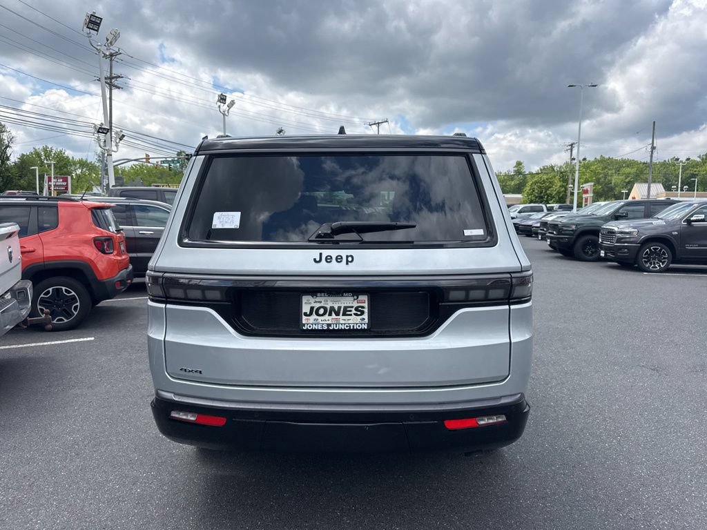 New 2026 Jeep Grand Wagoneer Summit AWD/4WD image 6