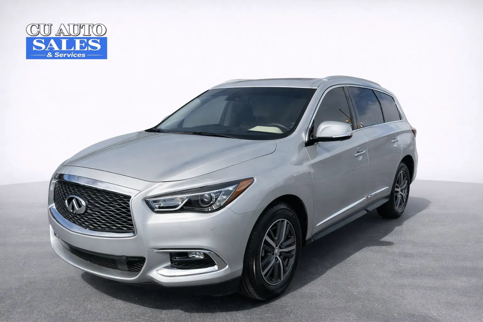 Used 2019 INFINITI QX60 Luxe w/ Essential Package image 3