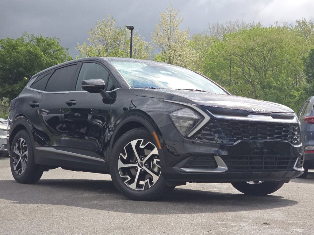 Used 2023 Kia Sportage EX FWD image 1
