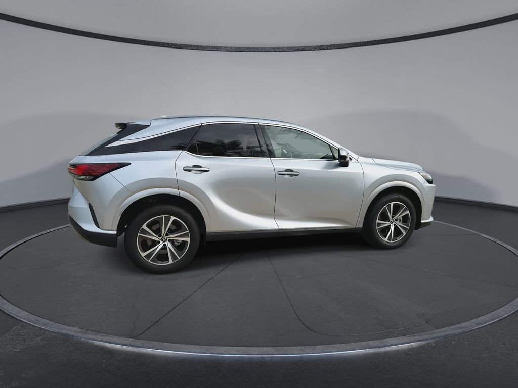 Used 2025 Lexus RX 350 Premium w/ Accessory Package (Z1) image 9