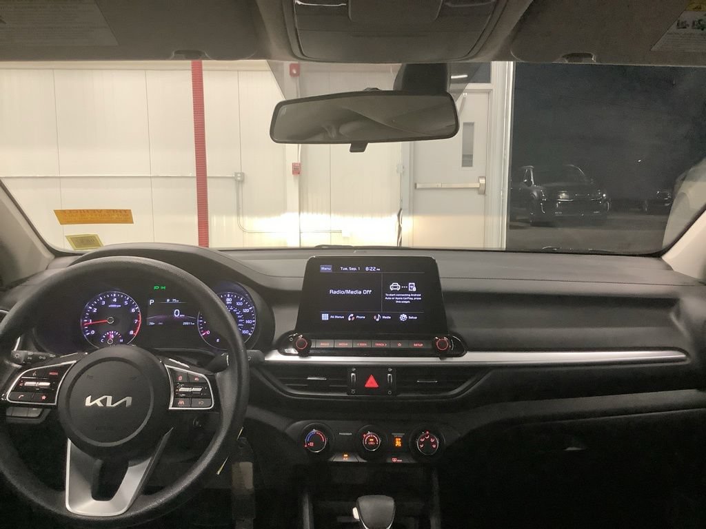 Certified 2023 Kia Forte LXS FWD image 6