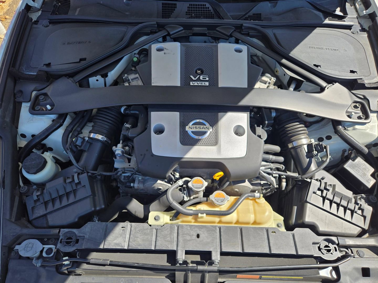 Used 2016 Nissan 370Z Coupe image 30