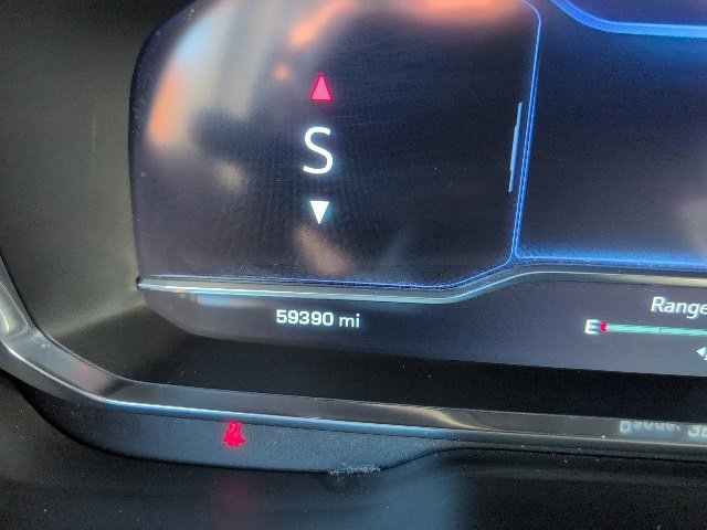 Used 2022 Chevrolet Suburban RST image 27