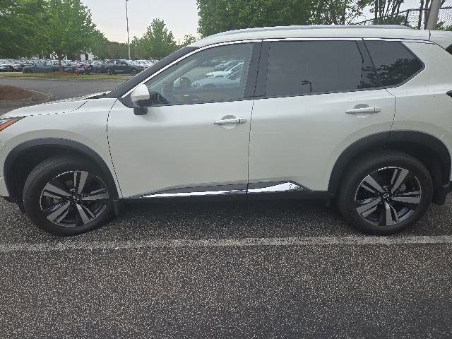 Certified 2023 Nissan Rogue Platinum w/ Platinum Premium Package AWD/4WD image 2