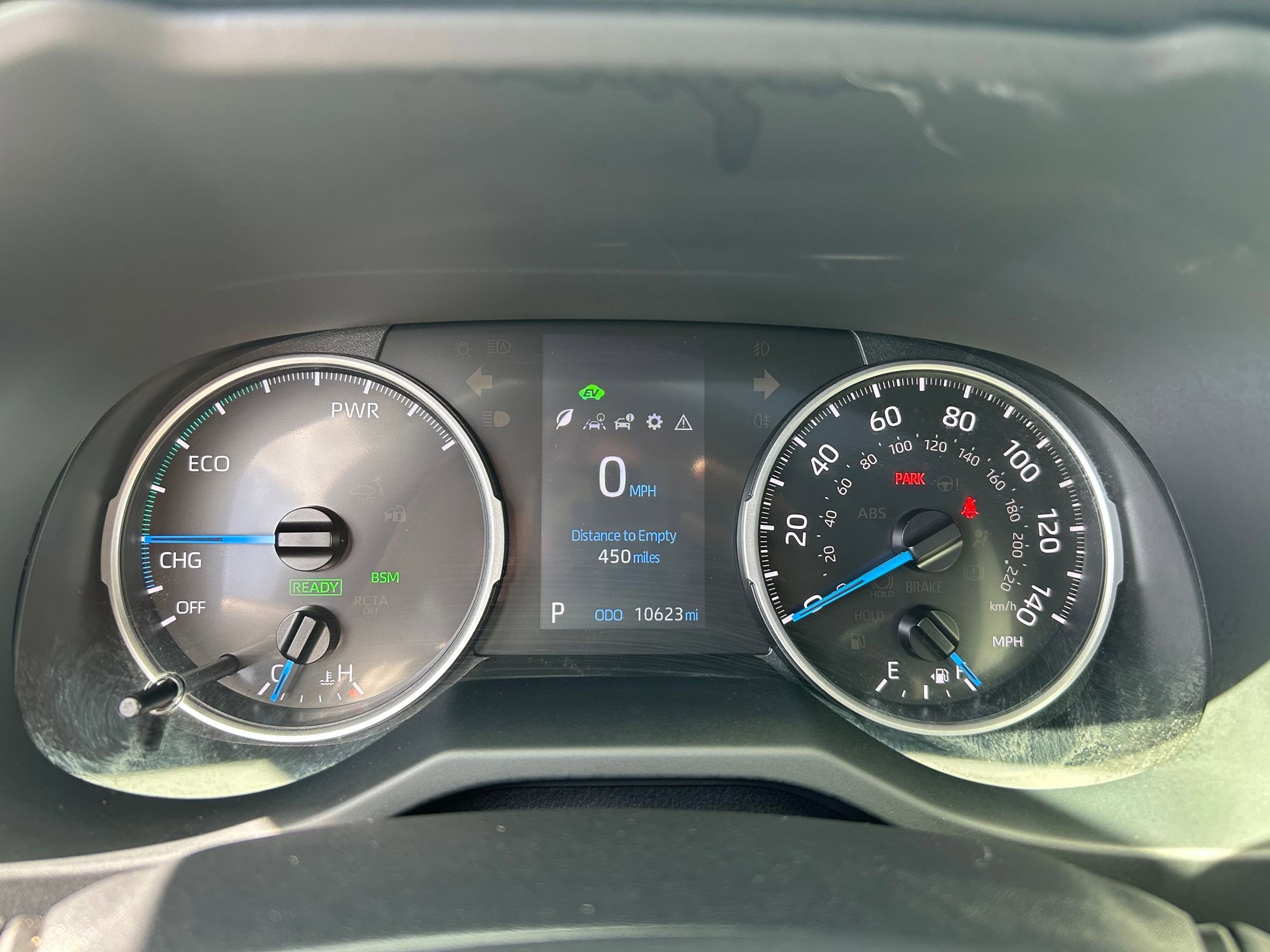 Used 2022 Toyota RAV4 SE w/ Convenience Package AWD/4WD image 16