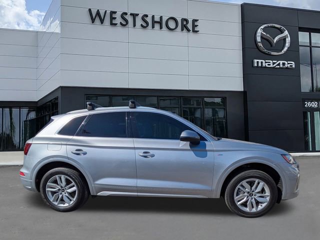 Used 2022 Audi Q5 2.0T Premium image 2