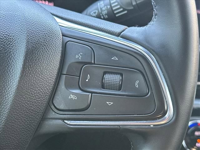 Certified 2025 Buick Envista Sport Touring w/ Experience Buick Package FWD image 24