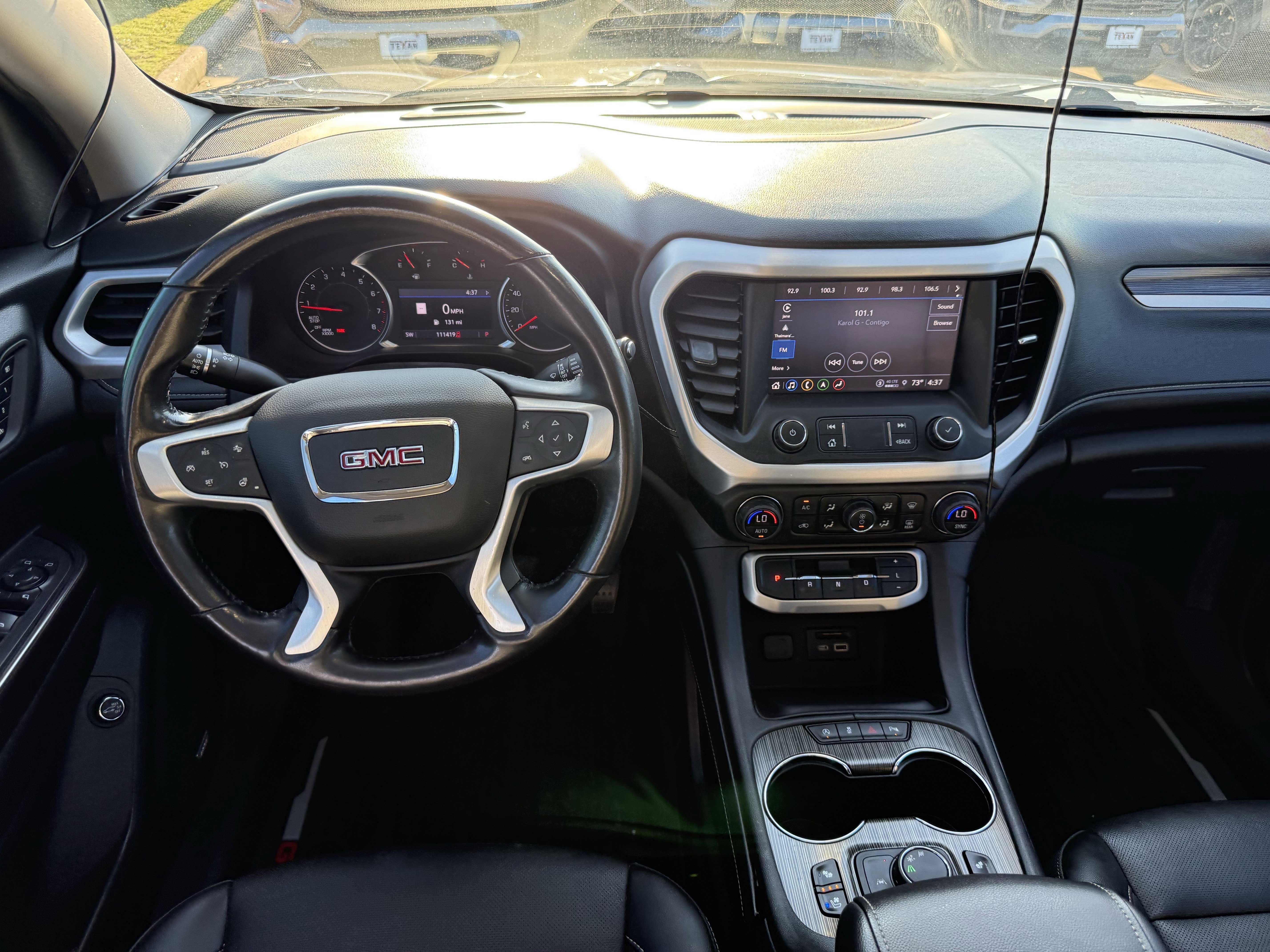 Used 2022 GMC Acadia SLT w/ Elevation Edition image 14