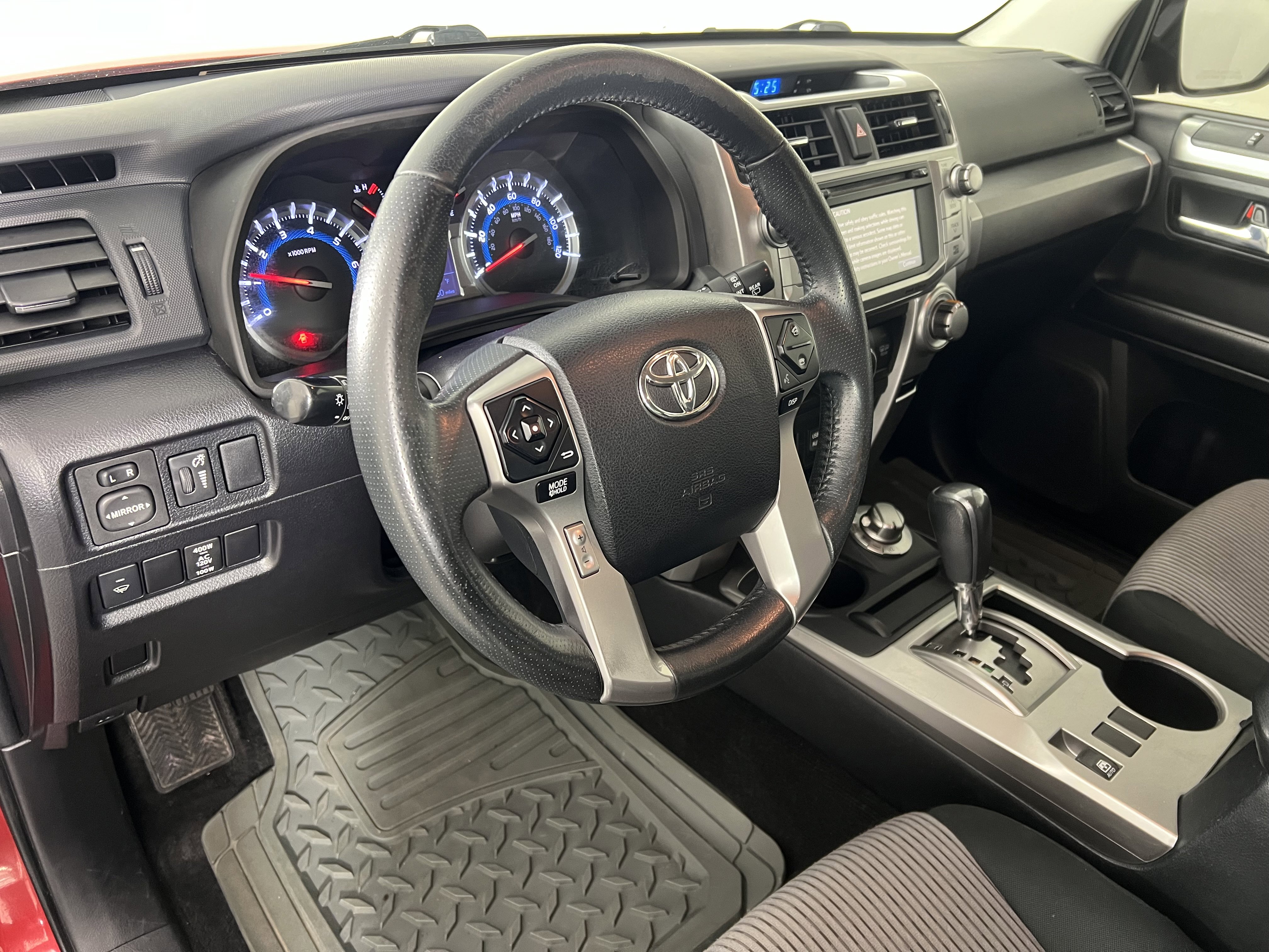 Used 2018 Toyota 4Runner SR5 image 15