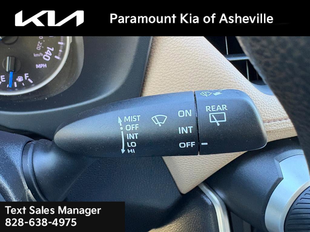 Used 2019 Toyota RAV4 LE AWD/4WD image 23