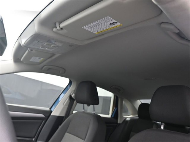 Used 2021 Volkswagen Jetta S image 2