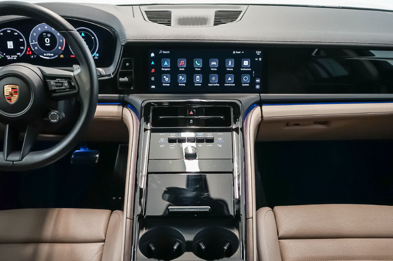 Certified 2025 Porsche Panamera 4 AWD/4WD image 19
