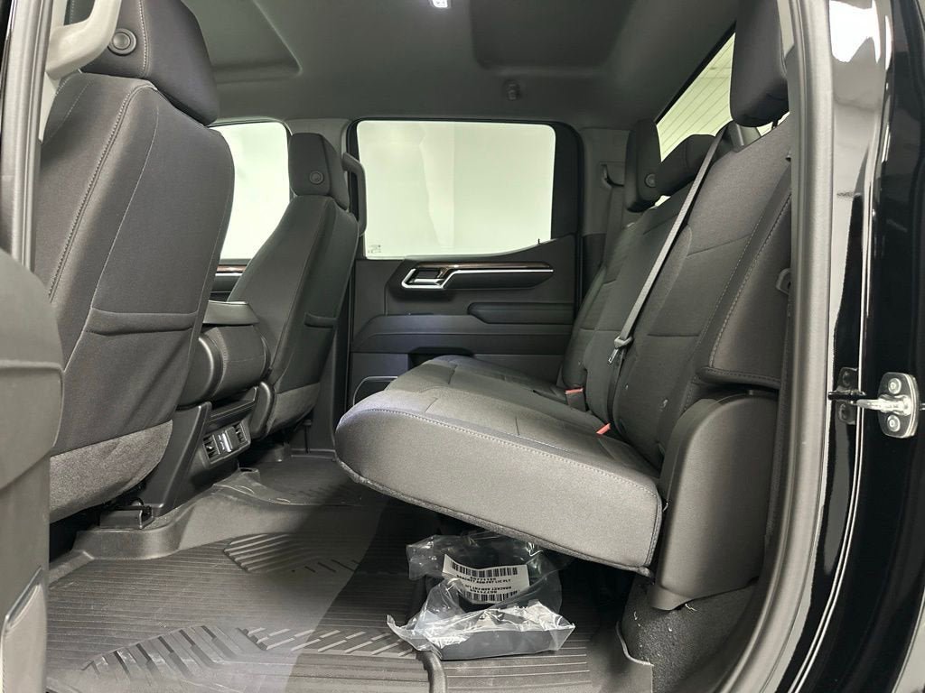 New 2026 Chevrolet Silverado 1500 LT AWD/4WD image 23