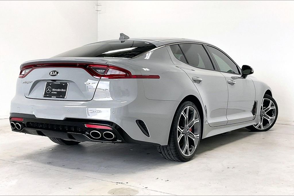 Used 2019 Kia Stinger GT1 RWD image 12