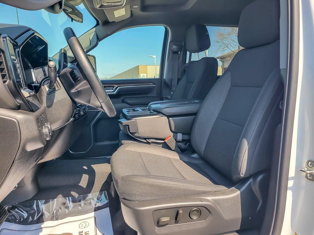 Certified 2025 Chevrolet Silverado 2500 LT w/ Convenience Package AWD/4WD image 10
