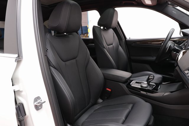 Used 2024 BMW X3 xDrive30i image 16